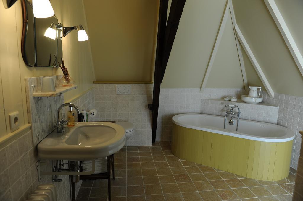 Moushouk Bed And Breakfast Oostwold  エクステリア 写真